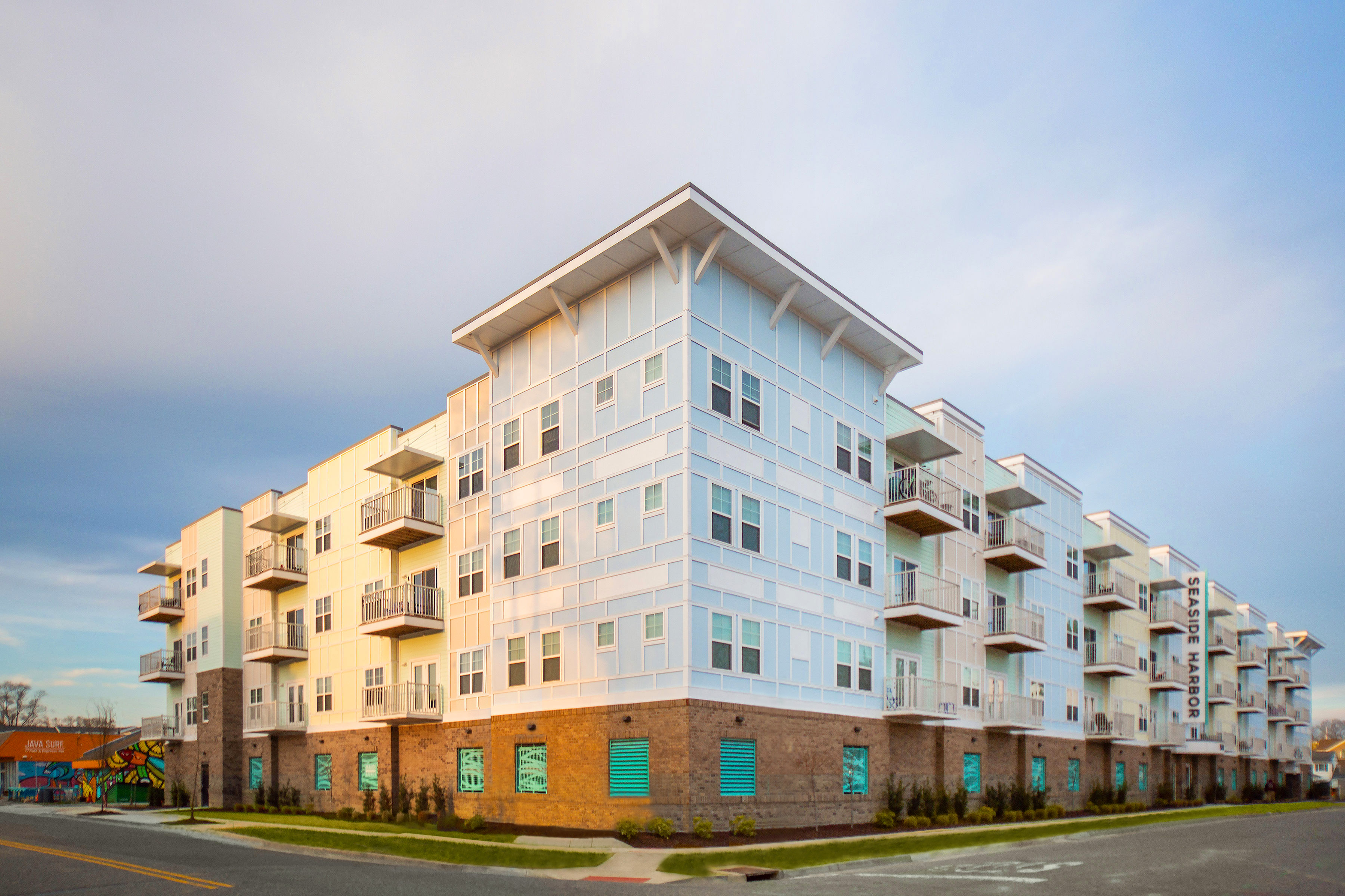 Seaside Harbor apartments