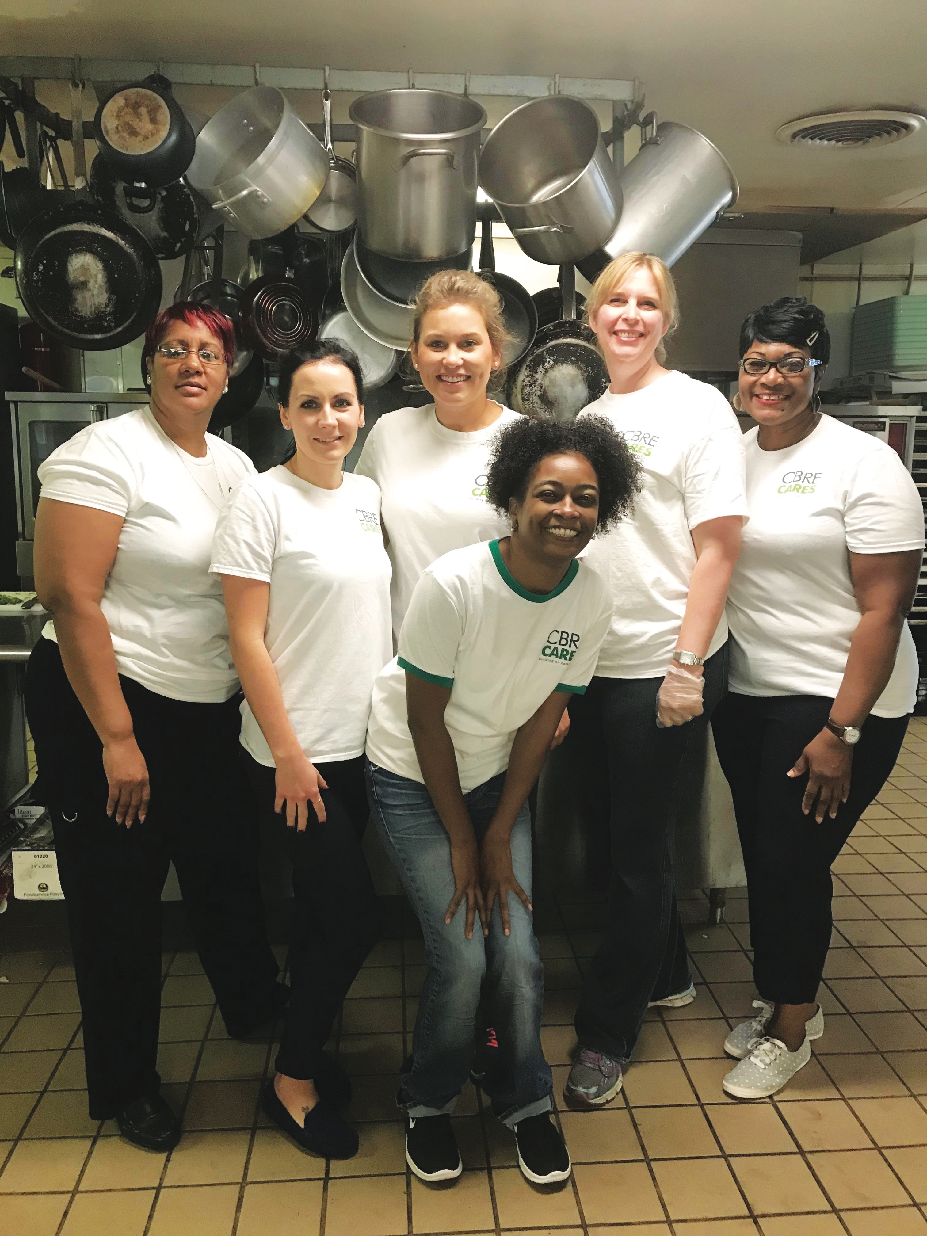 Colliers International volunteers